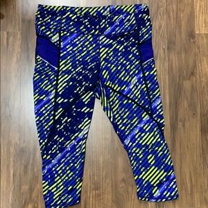 Athleta workout capris